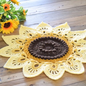 CROCHET PATTERN Sunflower Power Doily Rug image 6