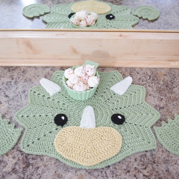 CROCHET PATTERN Tops The Triceratops Dinosaur Placemat