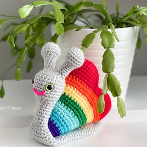 CROCHET PATTERN Cupid The Love Snail With Heart Amigurumi Toy image 1