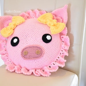 CROCHET PATTERN Pinky The Piggy Pillow image 1