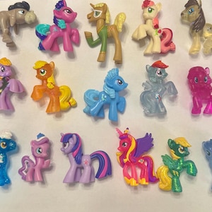 My Little Pony Blind Bag Toys. Assorted ponies. Mini Figures and Cake Toppers