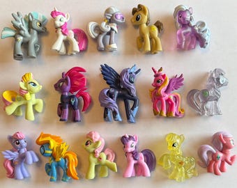 My Little Pony Figures. Rare Toys. Lots of ponies! MLP Mini Figures and Cake Toppers Blind Bag- 9