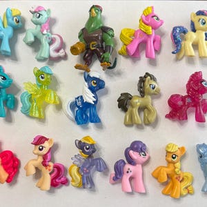 My Little Pony Blind Bag Toys. Assorted Ponies. Mini Figures and Cake Toppers