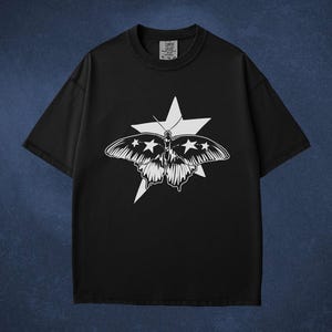 Star Butterfly T-Shirt, Cute Aesthetic, Whimsical Bug Shirt, Grunge Y2K Tee, Cool Vintage Retro T-Shirt Gift, Comfort Colors Unisex T-Shirt