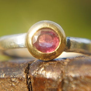 ruby ring//22k gold ring//22k gold//solid gold ring//red gem ring//silver and gold artisan ring//one of a kind/signet gold and ruby ring