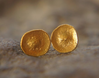 24K Gold Dotted Studs -handmade gold stud - hammered stud Earrings- Minimalist Jewelry- organic jewelry-mother day gift - solid gold