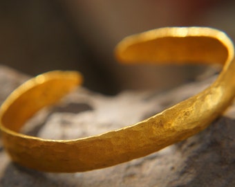 Solid 24k Gold Bracelet//Sizable 24k Gold Bracelet//24k Gold Ancient Rome bracelet//solid gold Hammered Women Men bracelet//artisan bracelet