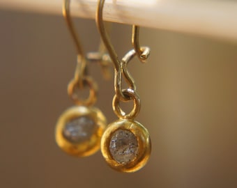 rough diamond earring//24k gold diamond//raw diamond dangle earrings//alternative diamond earrings//unique artisan diamond earring//24k gold