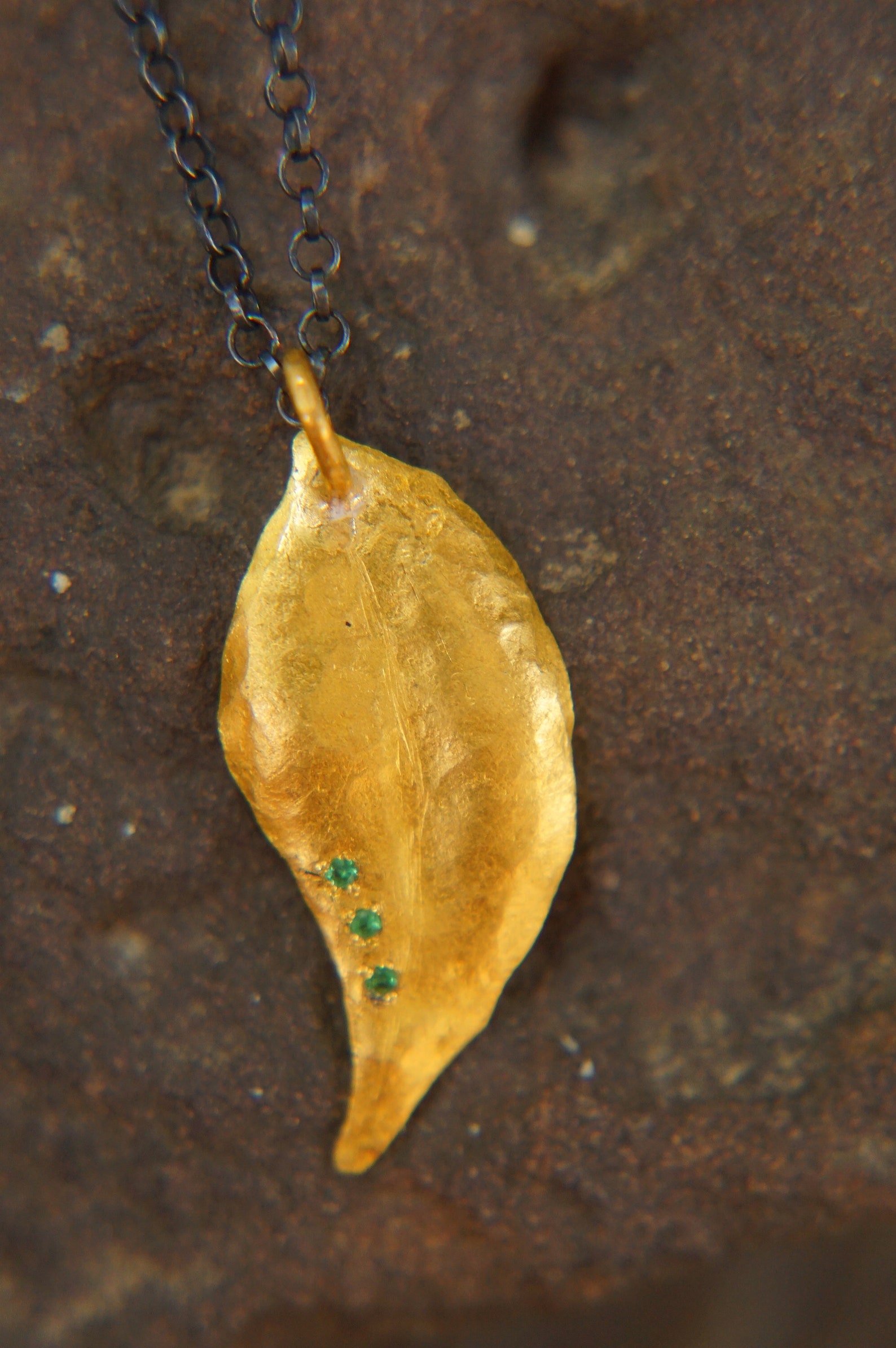 Emerald Leaf Pendant Hammered Gold Leaf Organic Rustic Leaf Etsy