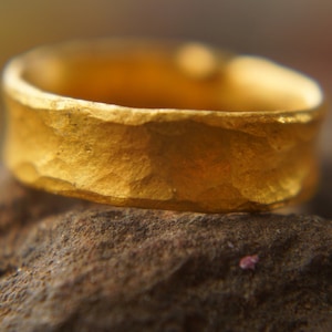 24k wedding band//24k yellow gold//artisan hammered handmade//fine gold ring// mans gold ring//unisex solid gold//24k gold wedding band ring
