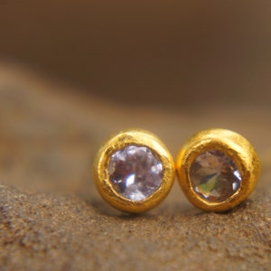 Easter-special offer- solid 24k gold//Tanzanite gold Studs//lilac color Earrings//gold stud earring//24k gold earrings//tanzanite gold studs