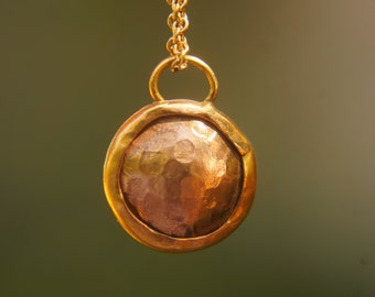 24k gold and rose gold round pendant//basic gold necklace//24k gold circle pendant//rose gold hammered pendant//solid gold round pendant
