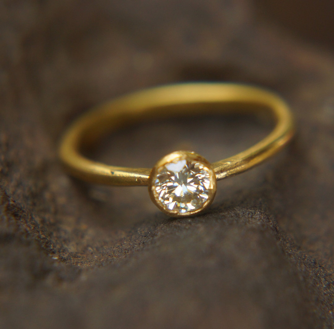 Gold Diamond Ring//24k Gold Diamond Ring//diamond Engagement Ring//22k
