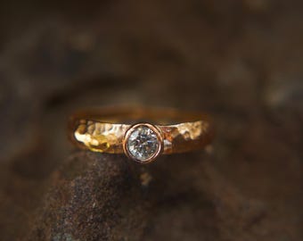 rose gold moissanite wedding band//unique chic engagement//artisan hammered hand made//rose gold engagement ring//rose gold ring//rose gold