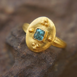 24k gold blue tourmaline ring//gold tourmaline ring//24k tourmaline jewelry//unique tourmaline engagement ring//artisan tourmaline ring
