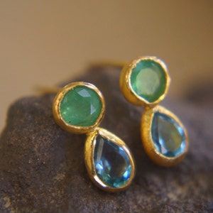 24k gold emerald and topaz studs//emerald Studs//topaz earrings//24k gold earrings//gold emerald studs//24k gold studs//24k gold earrings