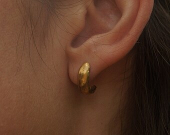 gold hoop earring//24k gold hoop earring//24k gold jewelry//handmade gold hoop earrings//artisan fine gold unisex hoops/unique 24k gold hoop
