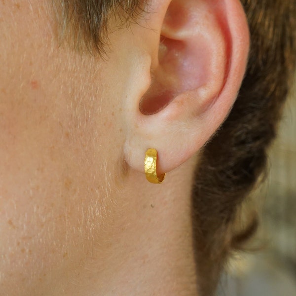 24k gold hoop earring//tiny hoop earring//mens gold jewelry//handmade tiny hoop earrings//artisan fine gold unisex hoops//unique small hoop