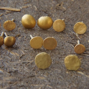 24K Gold Dotted  Stud Earrings -  Tiny Earrings - Handcrafted Earrings - Minimalist Jewelry - Wedding Earrings -mother day gift - solid gold