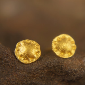 24K Gold Studs -handmade gold stud//hammered stud Earrings//Minimalist Jewelry//organic jewelry-mother day gift//no allergies gold earrings