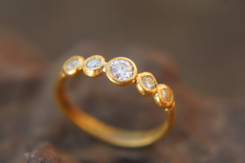marquise moissanit sten guldring//hantverksmässig massiv guldring//24k guld moissanit ring//hantverksmässig förlovningsring//24k guldring// guldring bild 9