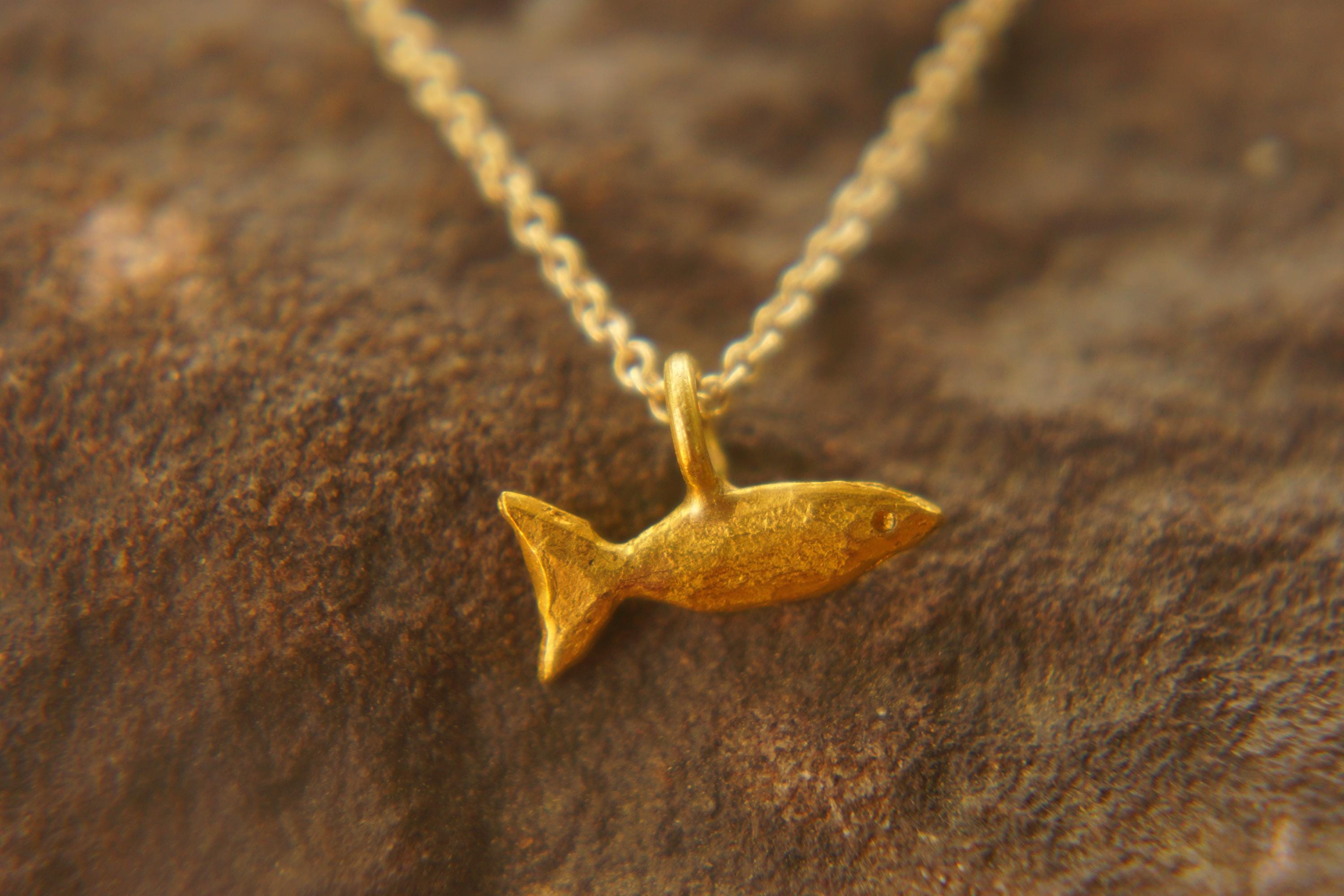 14K 魚デザイン ペンダントトップ 胴体可動 14金 ネックレストップ 魚