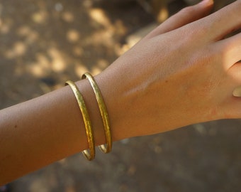 Solid Gold Bangle//21k Gold Bracelet//21k gold thin bangle bracelet//solid gold hammered bracelet//artisan bracelet//traditional bangle