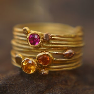 22k gold stacking ring//sapphire ruby ring//handmade one of a kind//boho engagement ring//gold nugget ring//custom made stacking ring