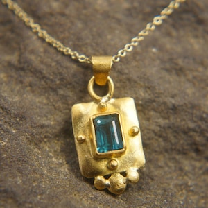 24k gold blue tourmaline pendant//square blue tourmaline pendant//tourmaline gold necklace//artisan 24k gold pendant//handmade one of a king