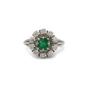 cocktail ring, daisy ring, emerald, diamonds, 18K white gold, vintage jewelry, Mid-Century Modern, 1950s, retro, jewelry