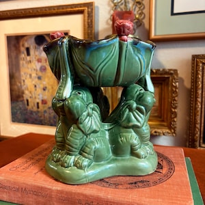 Vintage Majolica Elephant Planter – Green Glazed Ceramic – Lotus Bowl with Rosebuds – Mid-Century Whimsical Jungle Decor
