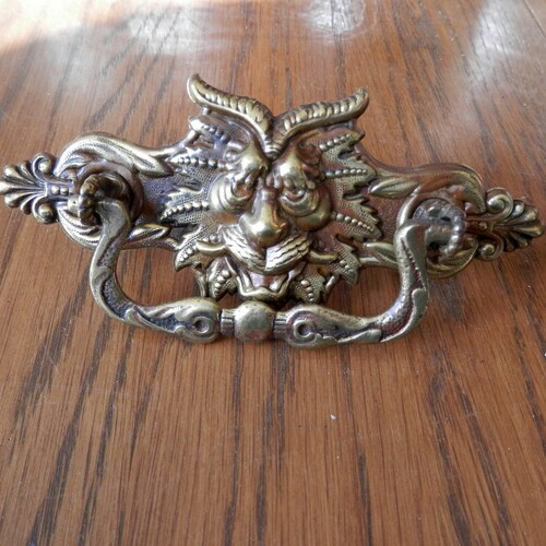 Pair 2 Pc of Antique North Wind Style Drawer Pulls Vintage 3 Etsy