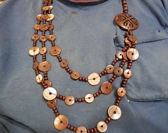 triple wood bead necklace shortest strand is 36" long vintage