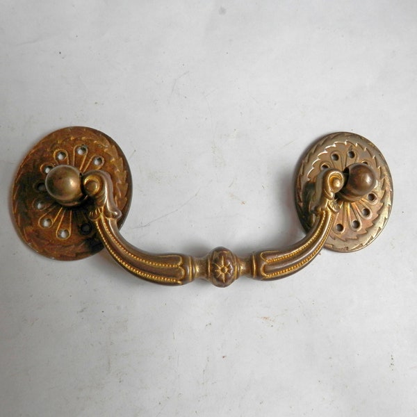 one(1) vintage antique brass 3 inch center bail style drawer pull