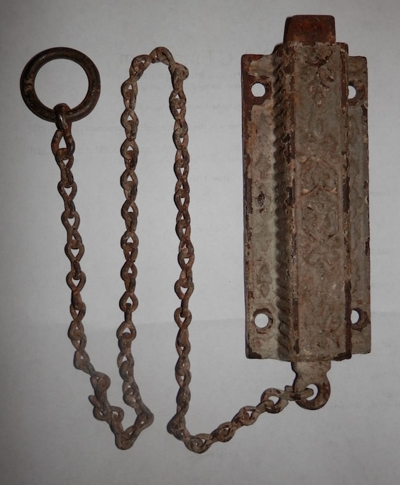 Cast Iron Paint >> Vintage Antique Fancy Cast Iron Door Latch Chippy Paint With Chain Cast Iron Paint >> Vintage Antique Fancy Cast Iron Door Latch Chippy Paint With Chain
