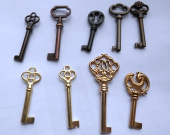 antique style barrel or skeleton keys choice one (1)