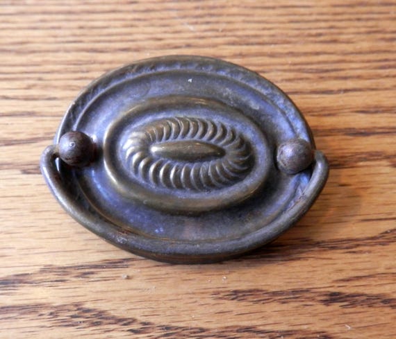 One 1 Antique Oval Drawer Pull Brass 2 Inch Centers Etsy