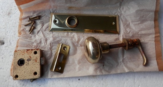 Vintage Screen Door Hardware Set Latch Catch And Knobs Etsy