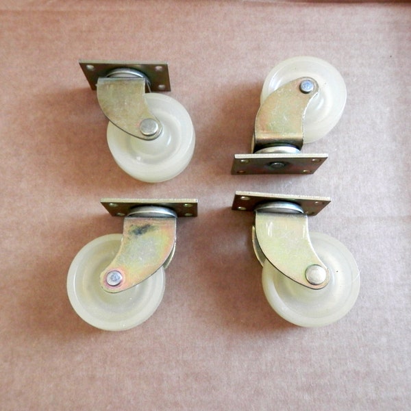 set of four (4) 1960-70S plate4 mount casters vintage