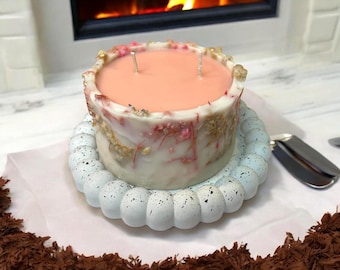 Lavender Flower Candle: Botanical Soy Wax Candle Gift for Mom