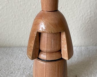 Handgefertigte Kokeshi Holzpuppe: Japanische Volkskunst Figur