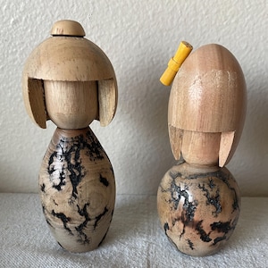 Wooden Japanese Kokeshi Dolls Set of 2, Handmade Traditional Artisan Collectible, Decorative Wooden Figurines, Cultural Japanese Home Decor