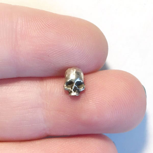 ITS BACK! The 3D Skull in Sterling Silver Pick Your Post Earring. Perfect for Helix, Lobe, Cartilage, Labret Piercings