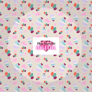 Puede incluir: Un patrón sin costuras con cupcakes, corazones y globos en tonos de rosa, azul, verde y naranja sobre un fondo beige. El texto "Pink Diamond DIGITAL" está en un cuadro blanco con forma de diamante rosa.