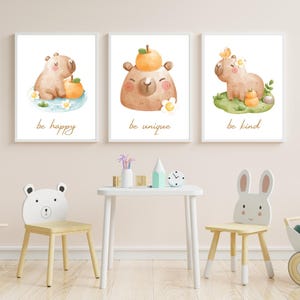 Arte de pared para guardería con capibara estilo bohemio / Juego de 3 impresiones en colores pastel / Decoración de habitación de bebé de género neutro / Pósteres de animales en tonos terrosos / Descarga instantánea