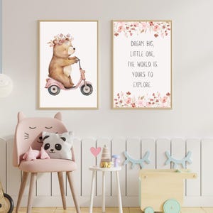 Arte de pared bohemio para guardería / Juego de 2 impresiones florales para niña / Póster con cita y animales lindos / Decoración para habitación de bebé en tonos pastel / Descarga instantánea A2, A3, A4