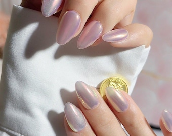 Pearl Glow Iridescent Press-On Nails – Almond Set