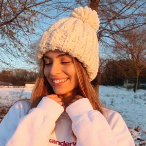 Patrón de gorro de crochet grueso (patrón PDF, detalle de pompón)