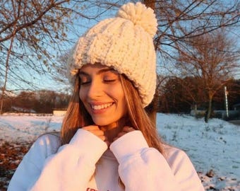 Häkelanleitung für Beanie, voluminöse Mütze (PDF Pattern, Pom Pom Detail)