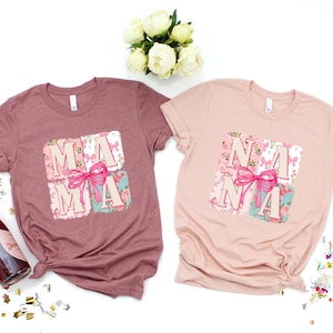 Camiseta floral "Mamá, abuela, tía, gigi", con lazo rosa y letras de primavera, ideal para el Día de la Madre, regalo para mamá, abuela, tía y mujer.